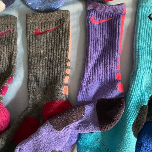 Nike Elite Crew Basketball Socks - Picture 7 of 9